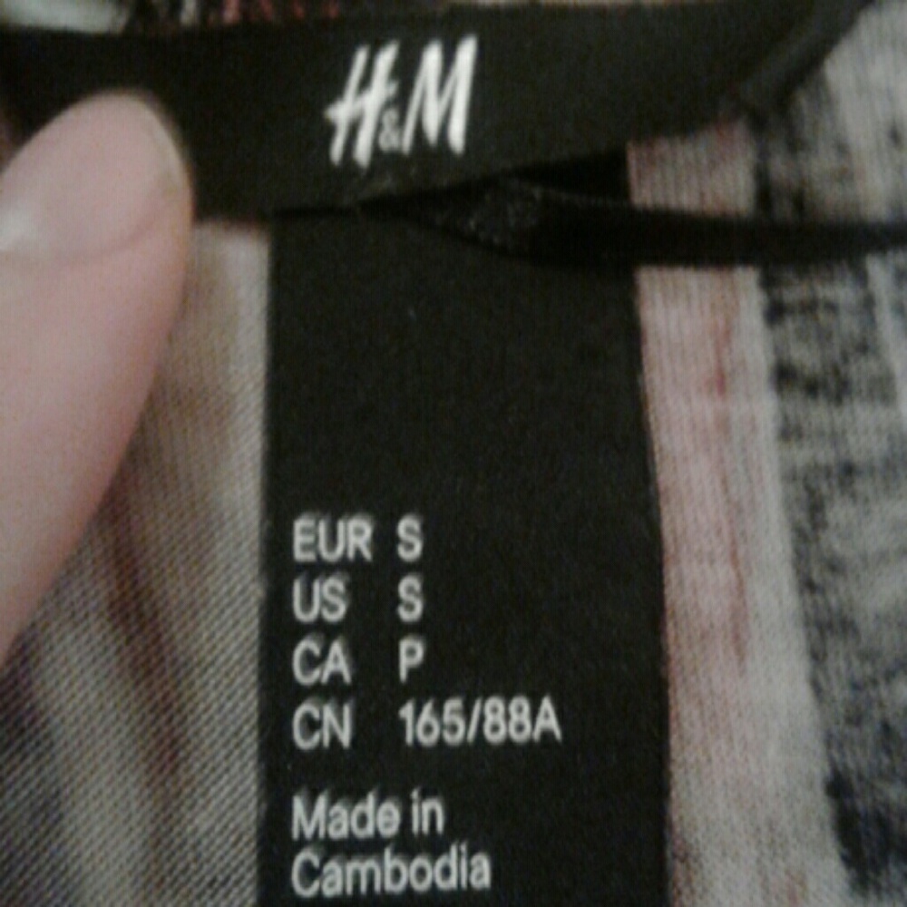 H&M Patterned Shirt - Picture 3 of 5